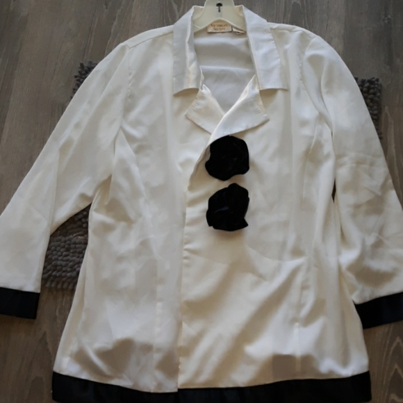 Victoria Secret Evening Lounge pajamas Vintage - Picture 5 of 11